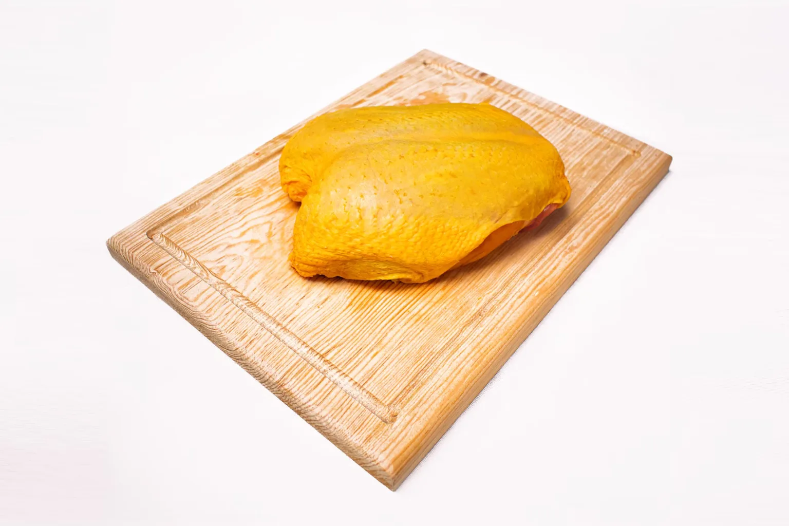 Pollo entero con hueso